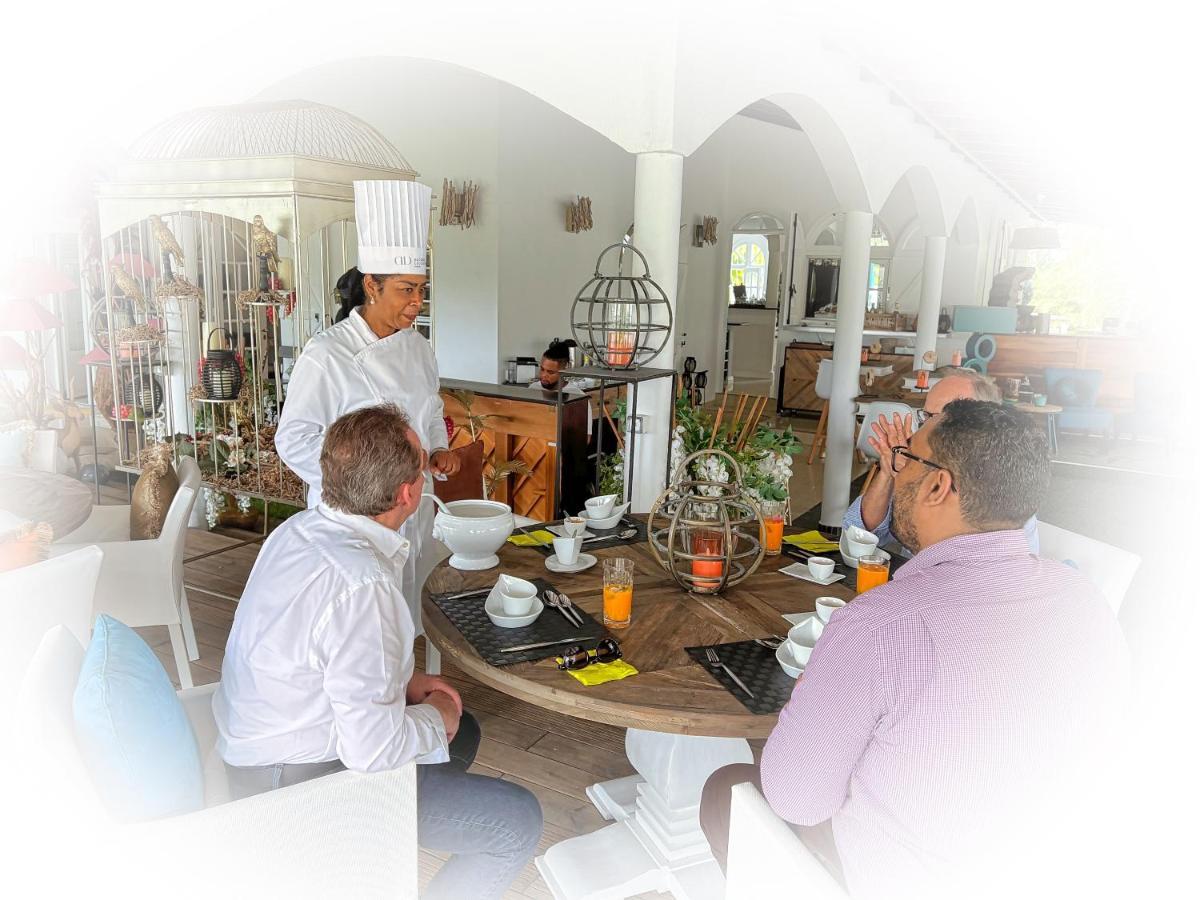Green Lord Domaine - Lodges Piscine & Spa - Bar & Lounge - Restaurant Gastronomique Lamentin Екстериор снимка